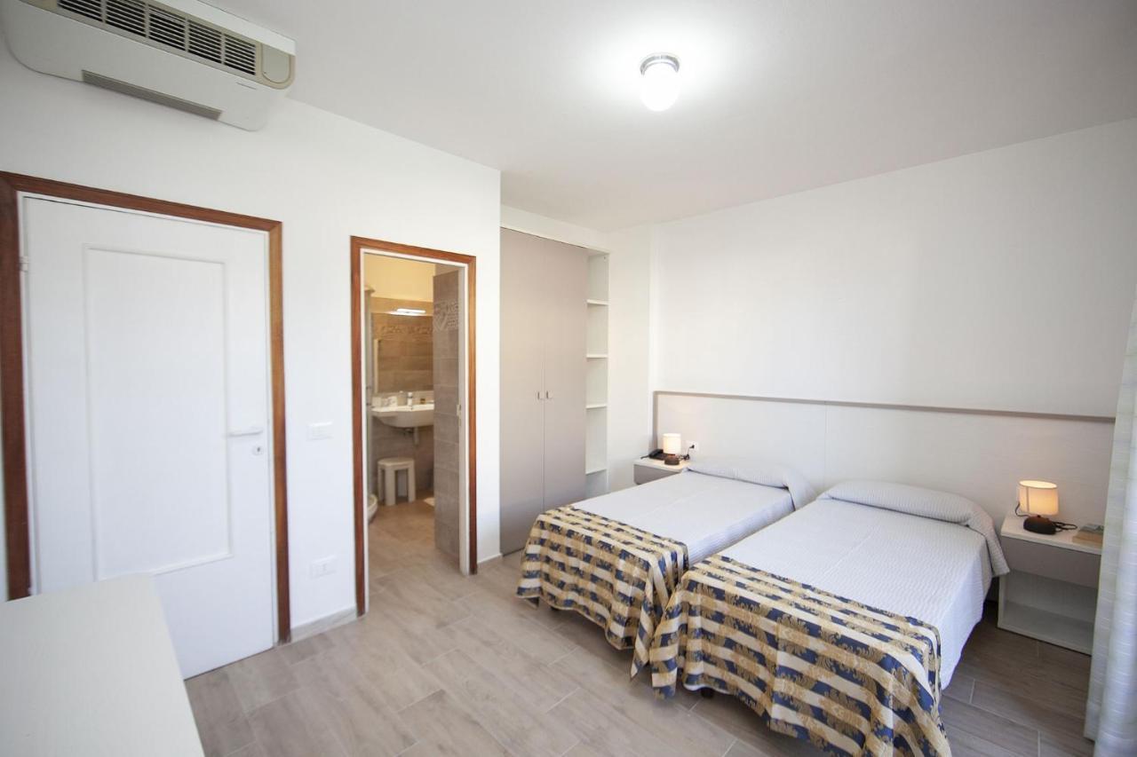 Hotel Thomas Marina di Campo Kültér fotó