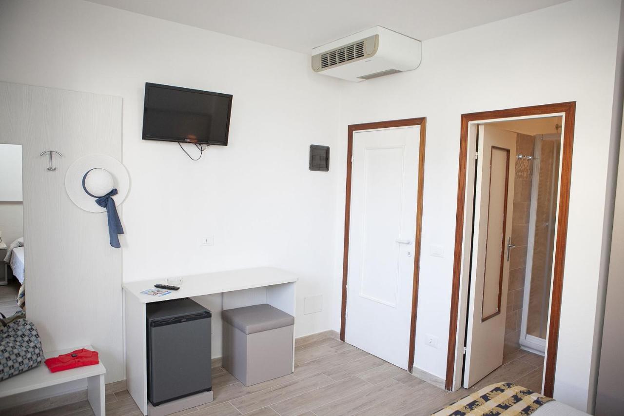 Hotel Thomas Marina di Campo Kültér fotó
