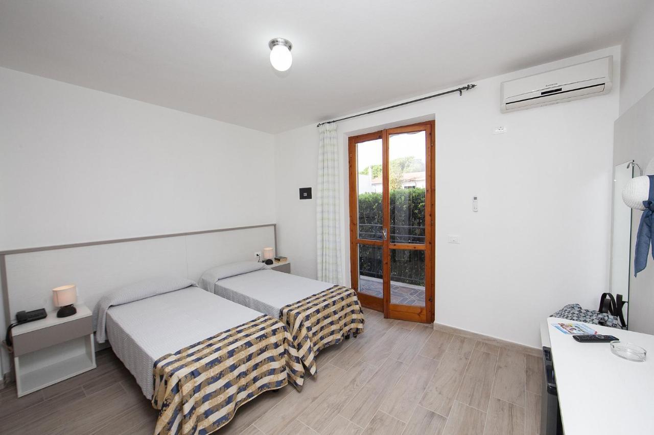 Hotel Thomas Marina di Campo Kültér fotó