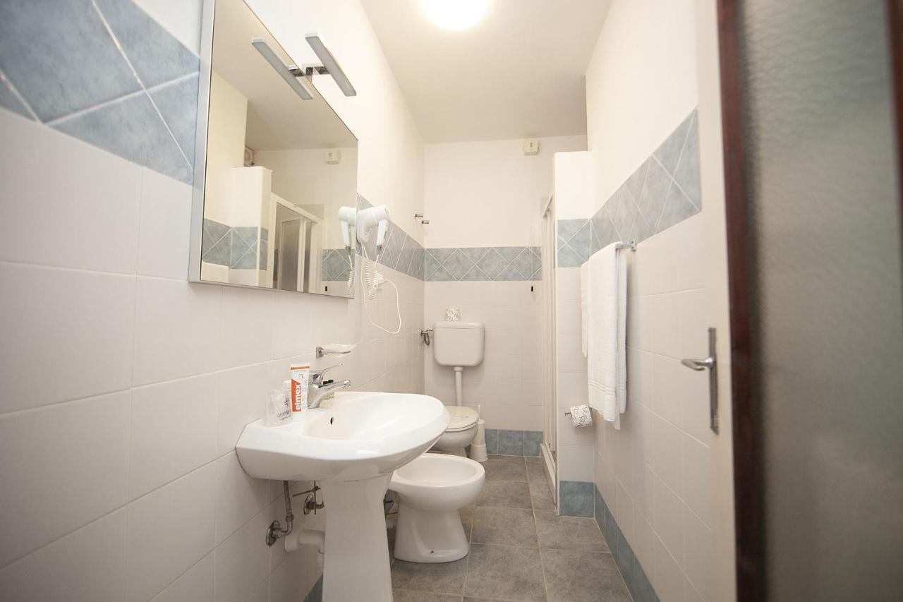 Hotel Thomas Marina di Campo Kültér fotó