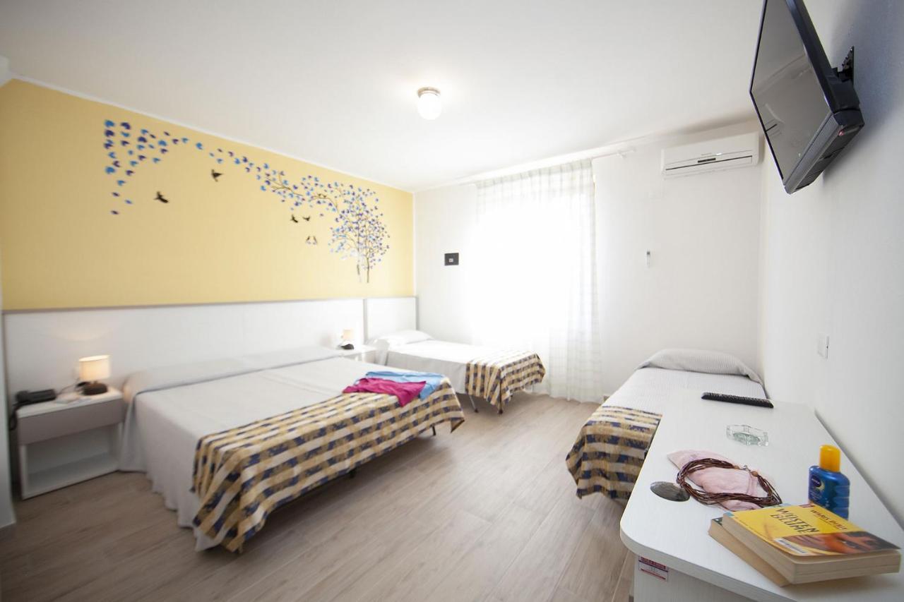 Hotel Thomas Marina di Campo Kültér fotó