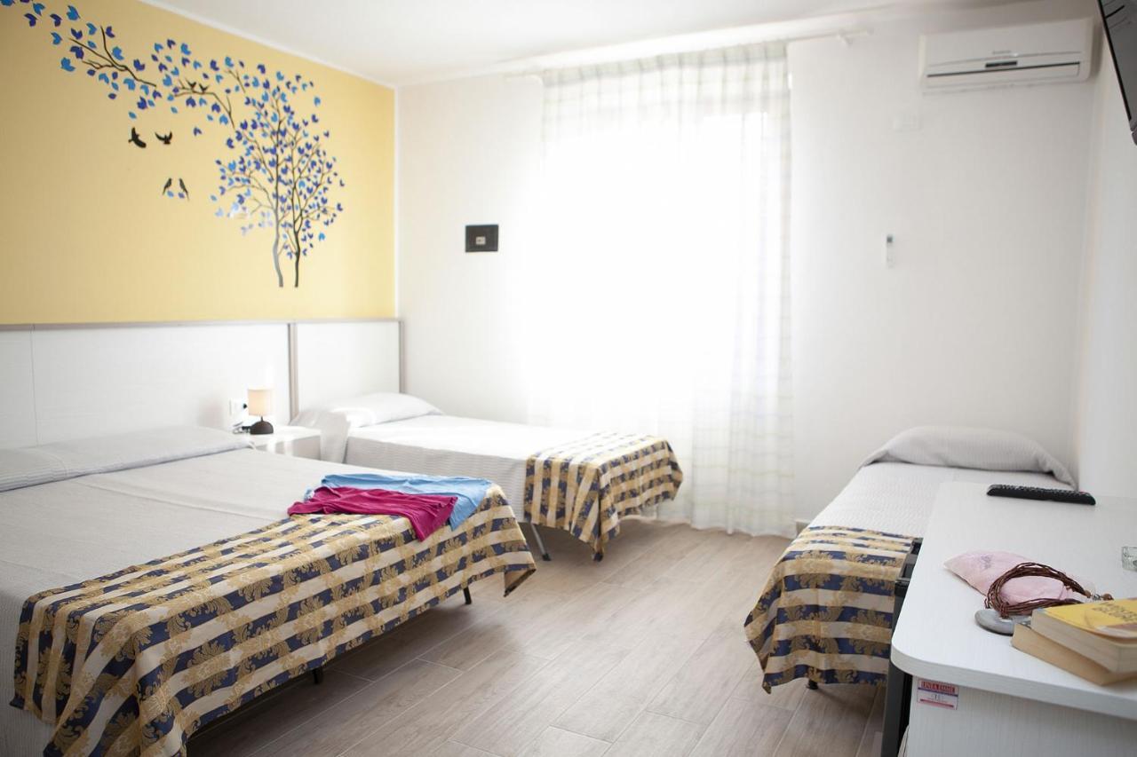 Hotel Thomas Marina di Campo Kültér fotó